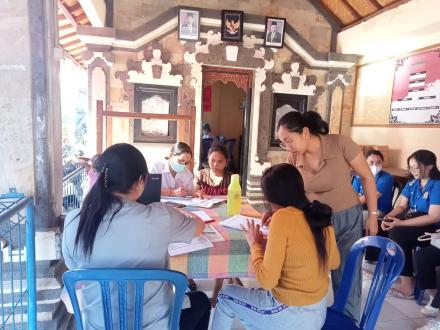 Kegiatan kelas Ibu Hamil di Banjar Dinas Labak, Desa Anturan